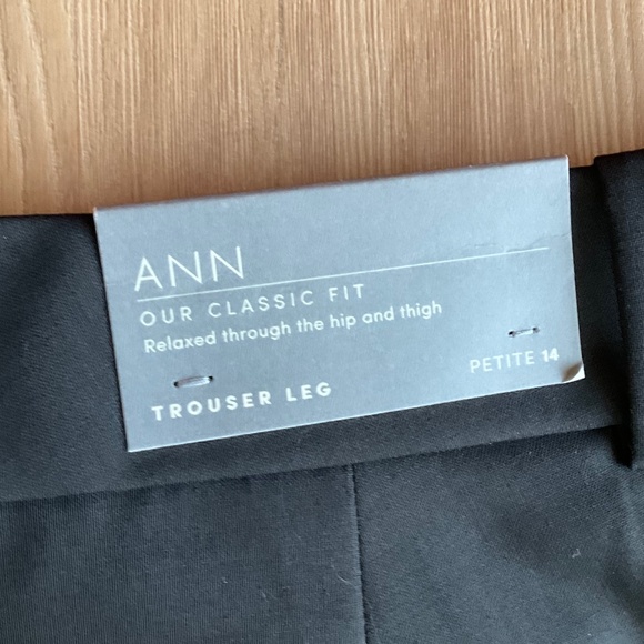 NWT Ann Taylor Ann Fit Trouser Leg Black Pants Classic suiting career basic 14 P - Picture 5 of 14